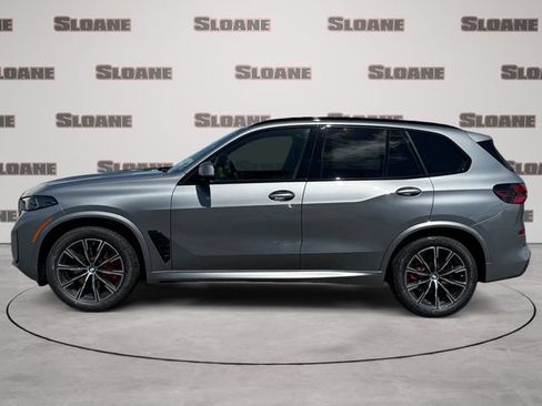 New 2026 BMW X5 xDrive40i w/ M Sport Package AWD/4WD image 2