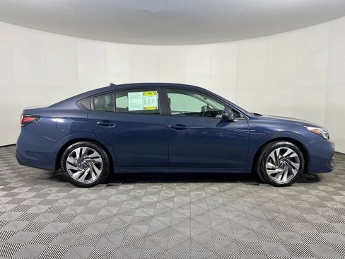 Used 2025 Subaru Legacy Limited image 5