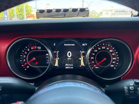 Used 2020 Jeep Wrangler Unlimited Rubicon AWD/4WD image 11