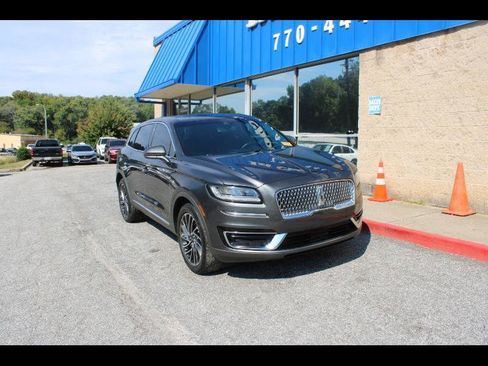 Used 2020 Lincoln Nautilus Reserve image 1
