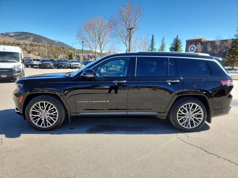 Used 2023 Jeep Grand Cherokee L Summit AWD/4WD image 2
