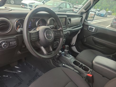 Used 2022 Jeep Wrangler Unlimited Sport AWD/4WD image 15
