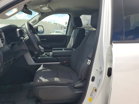 Used 2022 Toyota Tundra SR5 image 11