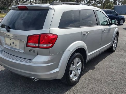 Used 2011 Dodge Journey Mainstreet w/ Popular Equipment Group image 4