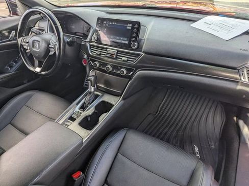 Used 2021 Honda Accord Sport image 12
