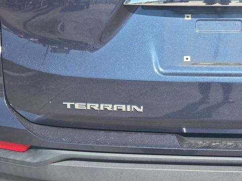 Used 2018 GMC Terrain SLE image 17