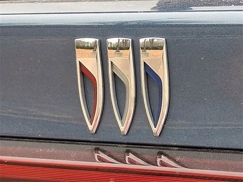 Certified 2025 Buick Enclave Preferred image 30