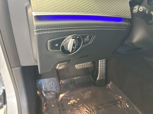 Used 2022 Mercedes-Benz AMG GT 43 w/ Driver Assistance Package image 49