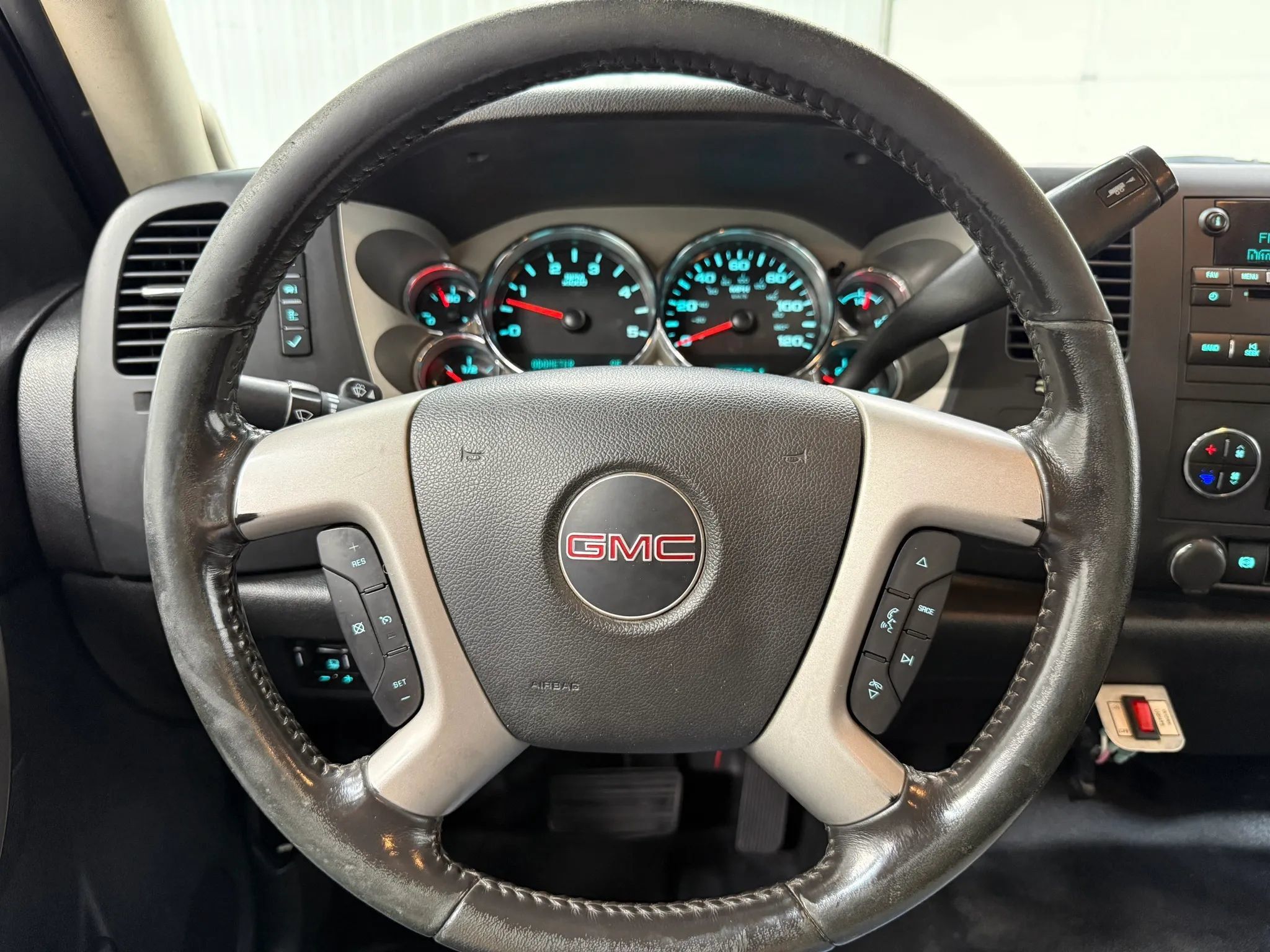 Used 2013 GMC Sierra 3500 SLE w/ SLE Preferred Package AWD/4WD image 19