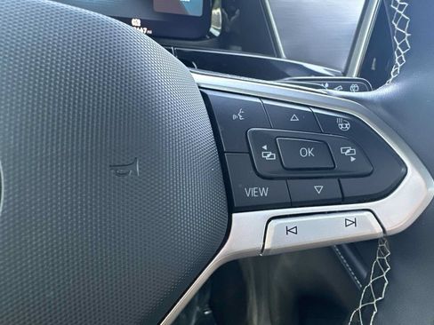Used 2024 Volkswagen Atlas Cross Sport SE FWD image 26