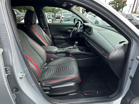 Used 2025 Honda HR-V Sport image 23