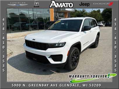 Used 2024 Jeep Grand Cherokee Altitude