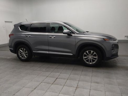 Used 2019 Hyundai Santa Fe SE FWD image 11