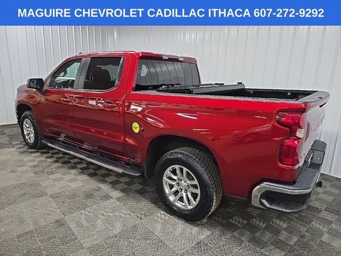 Used 2022 Chevrolet Silverado 1500 LT w/ Diesel Off-Road Package AWD/4WD image 9