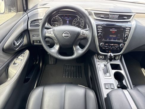 Used 2024 Nissan Murano SV w/ SV Midnight Edition Package FWD image 12