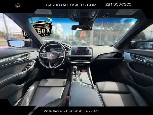 Used 2023 Cadillac CT5 V RWD image 9