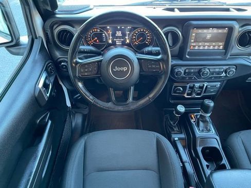Used 2020 Jeep Wrangler Unlimited Sport image 6