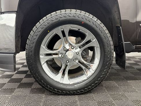 Used 2018 Chevrolet Silverado 1500 LT w/ All Star Edition AWD/4WD image 13