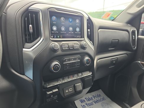 Used 2022 Chevrolet Silverado 2500 LT AWD/4WD image 24