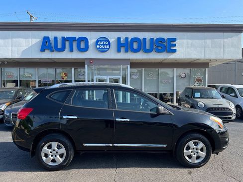Used 2014 Nissan Rogue S w/ Convenience Package FWD image 10