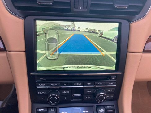 Certified 2015 Porsche 911 Turbo image 36