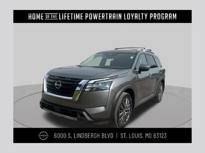 Certified 2025 Nissan Pathfinder SL w/ SL Premium Package