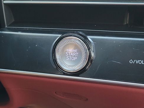 Used 2026 Genesis GV70 3.5T Sport Advanced image 32