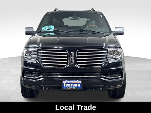 Used 2017 Lincoln Navigator Select image 3