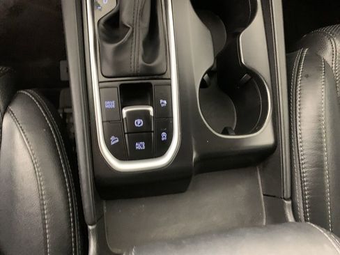 Used 2019 Hyundai Santa Fe Limited image 26