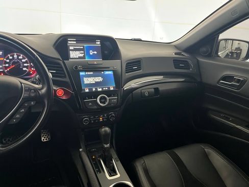 Used 2020 Acura ILX FWD image 32