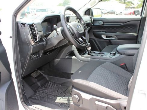 Used 2025 Ford Ranger XLT w/ FX4 Off-Road Package AWD/4WD image 11