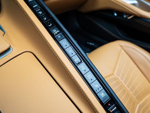 Used 2023 Chevrolet Corvette Stingray Premium Cpe w/ Engine Appearance Package RWD image 42