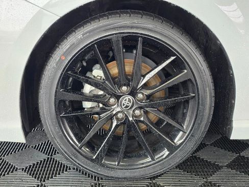 Used 2024 Toyota Camry XSE image 11