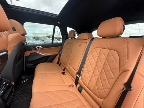 Certified 2025 BMW X5 xDrive40i w/ M Sport Package image 26