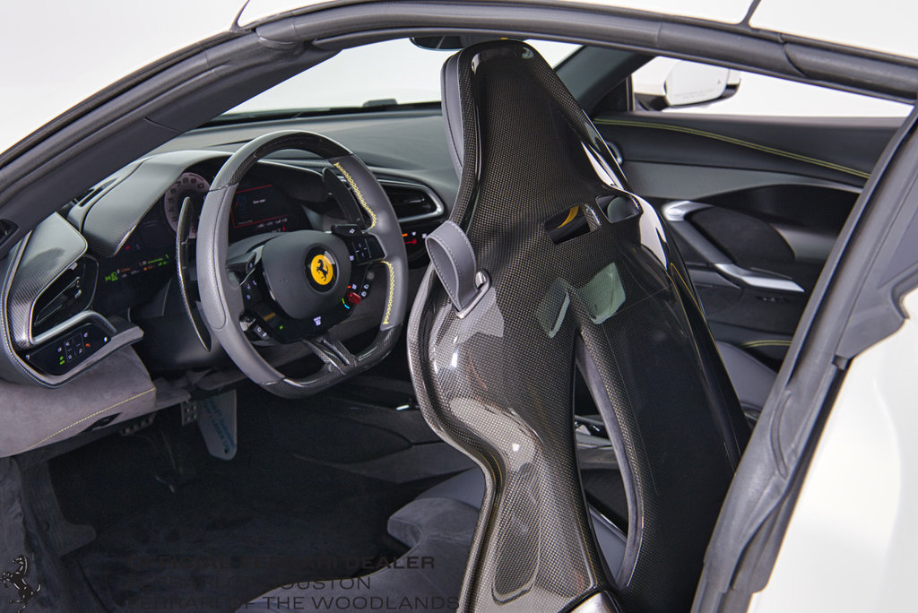 Used 2024 Ferrari 296 GTS RWD image 15
