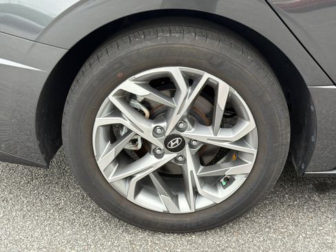Certified 2023 Hyundai Sonata SEL w/ Convenience Package FWD image 17