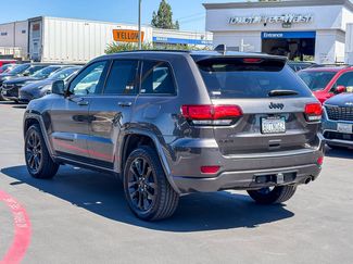 Used 2021 Jeep Grand Cherokee Laredo X AWD/4WD video 2