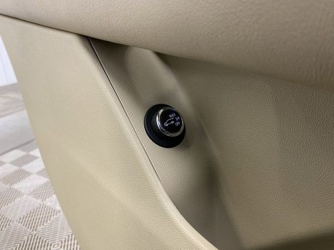 Used 2019 Cadillac XT5 Premium Luxury image 24