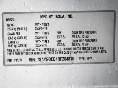 Used 2024 Tesla Model Y Long Range image 34