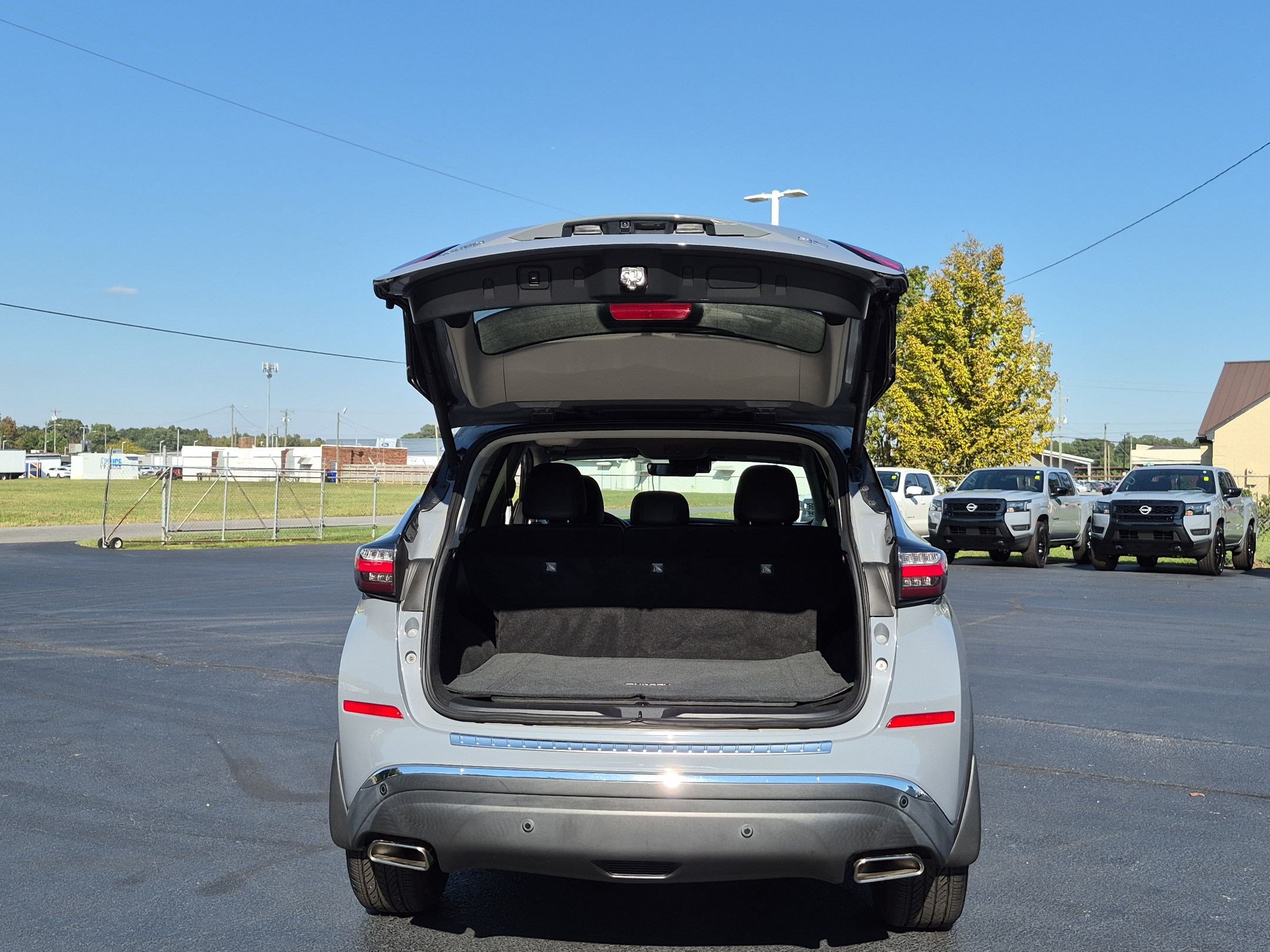 Used 2024 Nissan Murano SL FWD image 33