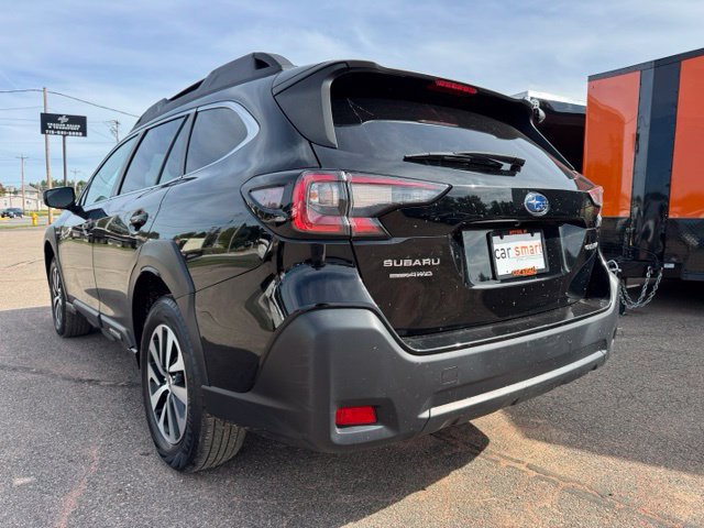 Used 2023 Subaru Outback Premium AWD/4WD image 5