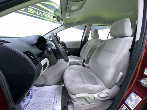 Used 2010 MAZDA MAZDA5 Sport image 16
