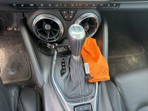 Used 2017 Chevrolet Camaro LT RWD image 10