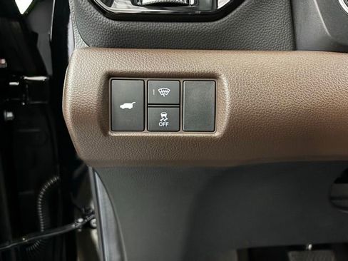 Used 2025 Honda Pilot Elite image 29