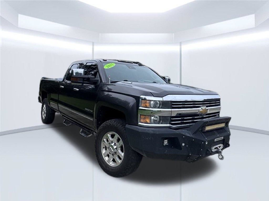 Used 2015 Chevrolet Silverado 3500 LTZ w/ Duramax Plus Package AWD/4WD image 5