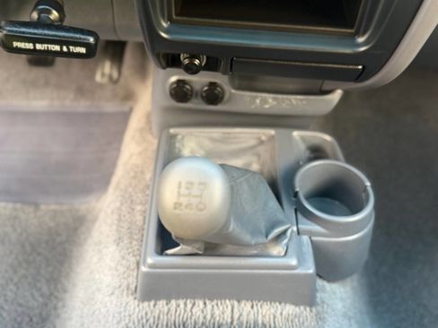 Used 1998 Toyota Tacoma 2WD Xtracab image 16