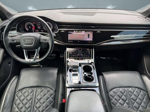 Used 2023 Audi SQ7 Premium Plus w/ Executive Package AWD/4WD image 16