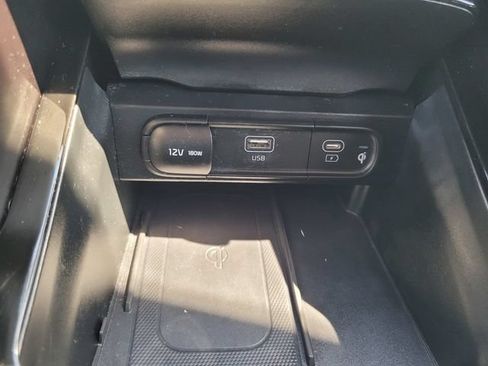Used 2025 Kia Telluride S AWD/4WD image 25