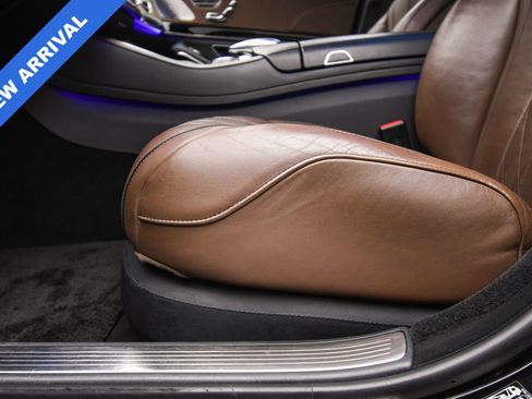 Used 2017 Mercedes-Benz Maybach S 550 4MATIC image 44