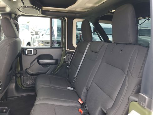 Used 2021 Jeep Wrangler Unlimited Sport AWD/4WD image 13